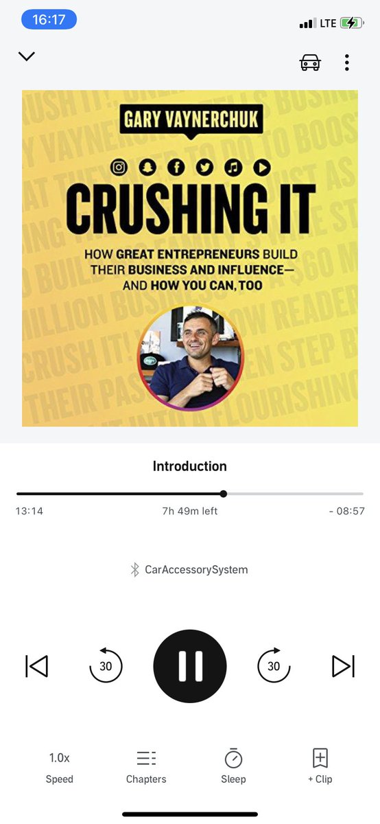 __sararios's tweet photo. Enjoying Crushing It by @garyvee - great audiobook https://t.co/YuriOo67E2