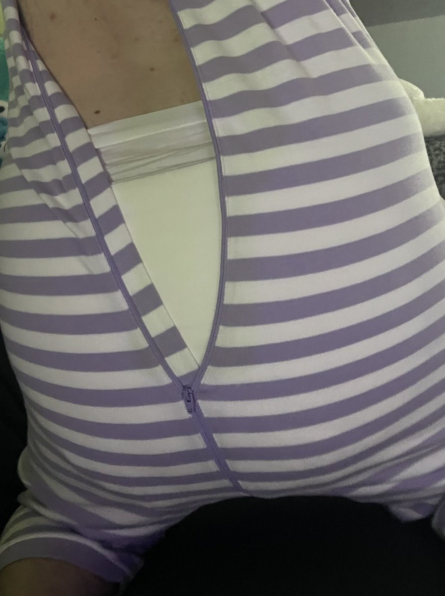 DiaperCuckFax's tweet photo. *wiggles* I’m a good diapercuck! https://t.co/AxwrIHPQhq
