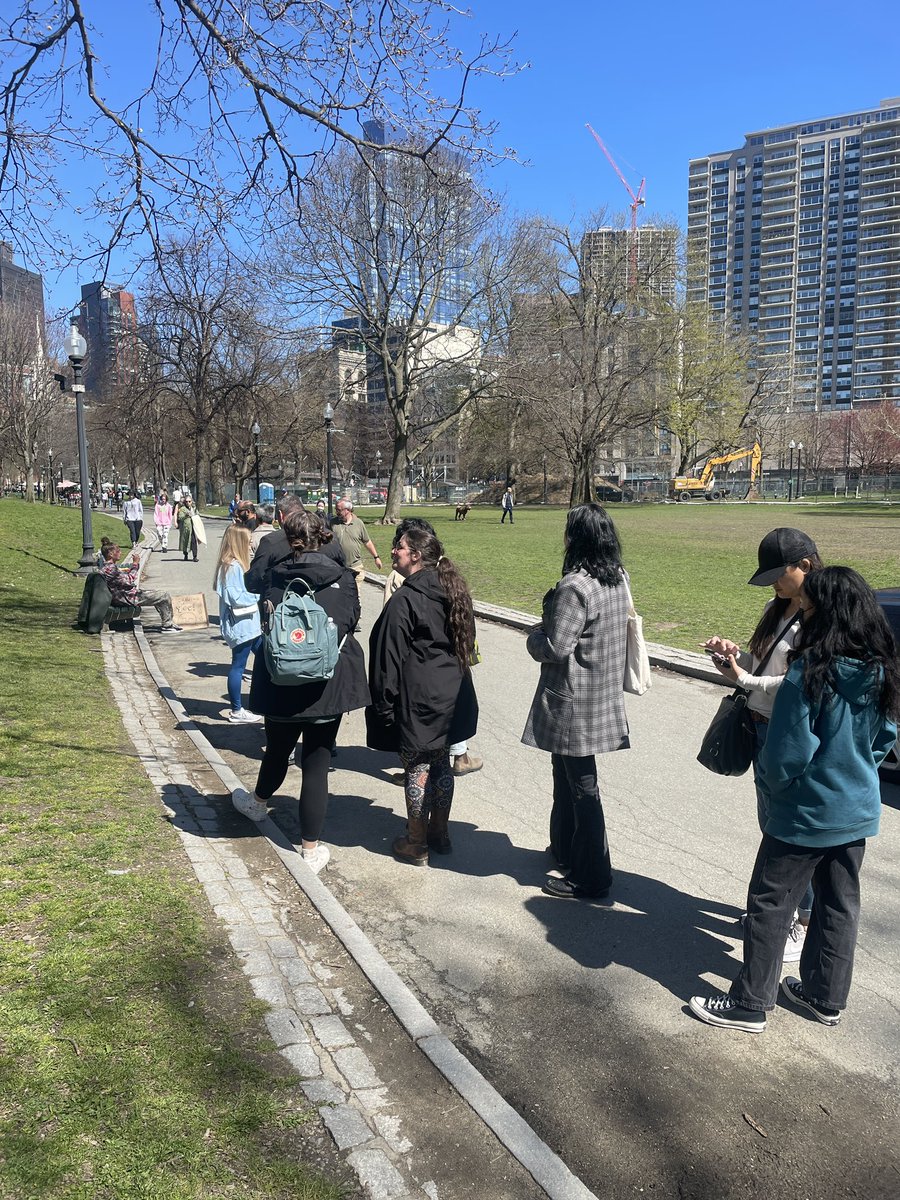 Lines were long today for the “$1 portrait guy” who can be found in the Boston Common almost every day. We’ll hear from Dorchester artist Nick Shea tonight at 5:30 on <a href="/wbz/">WBZ | CBS News Boston</a> 🖌