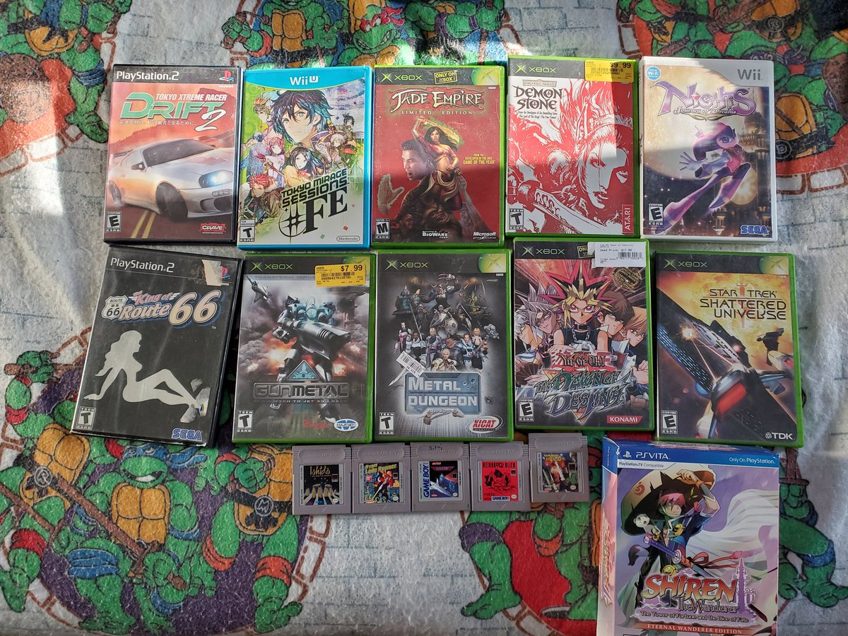 bluecrescentgmz's tweet photo. Pickups from the fleamarket this weekend! Thanks for the great deals @DynamoNestico! #retrogames #xbox #gameboy #nintendo https://t.co/A4Kkl4jYNr