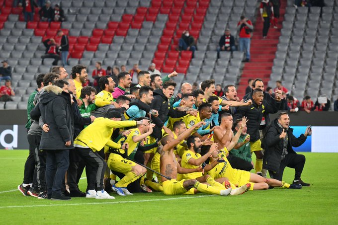 Bayern Münih-Villarreal maçı sonrası Villarealli oyucuların gol sevinci