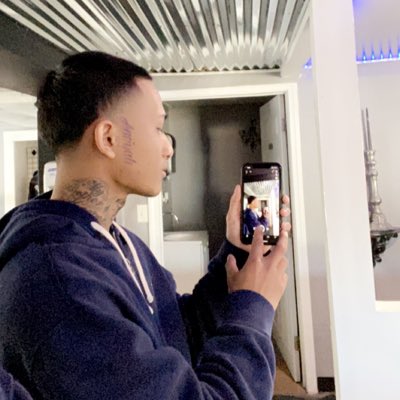 micKey6700_'s tweet image. #NewProfilePic