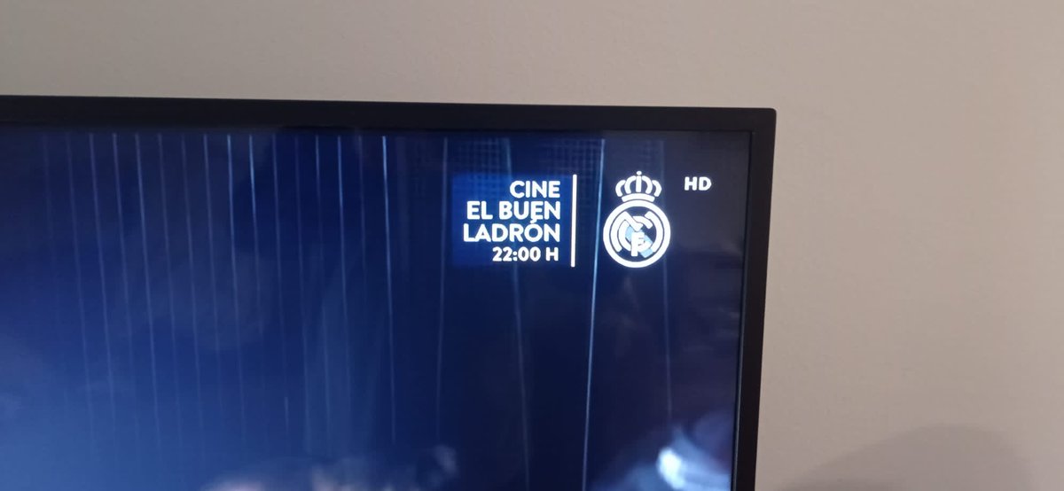 CuentaMister's tweet photo. Me voy a ver cine basado en hechos reales, mañana hablaremos de fútbol con nuestro Barça, que tiene que pelear año tras año por competir en cada competición contra ladrones de todo tipo.

Felicidades por el modelo deportivo: ROBAR https://t.co/ny9LFVWXqV