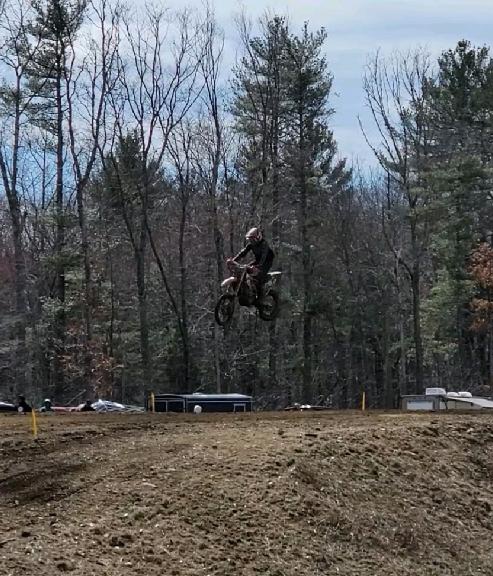 PORTERBRETON775's tweet photo. PORTER BRETON RACING #775
Thank You! P27NYOffRoad &amp; 508 International 50:58min/9 lapse=2nd Place Finish! SHOUTOUT Sponsors Hoosier Tires East &amp; Bretonridge Builders and to my training Coach Hans Neff! 4/10/2022 @hoosiertireast @HoosierTire @BretonridgeLLC @TLD_BIKE https://t.co/WXiWWMZNCw