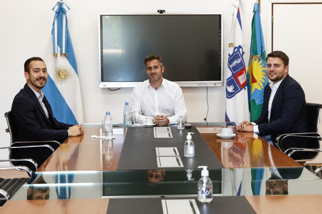 ivangiordano's tweet photo. Hoy en #Pilar el Intendente @FedericoAchaval recibió al Subsecretario de Asuntos Políticos de @CasaRosada Nicolás Ritacco para continuar articulando el trabajo del @MunicipioPilar con el gobierno nacional https://t.co/9eZG0a5RA7