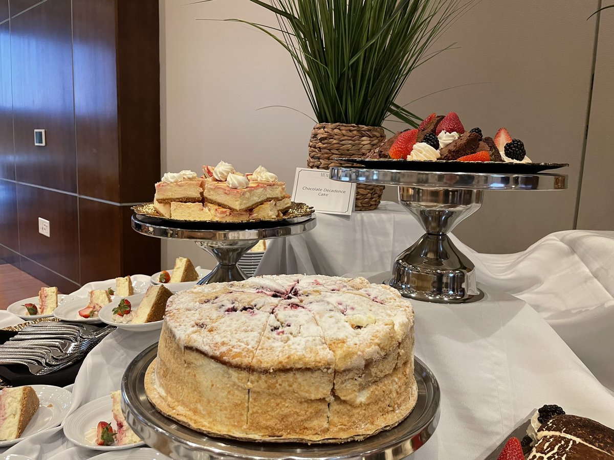 AU Honors College tweet media