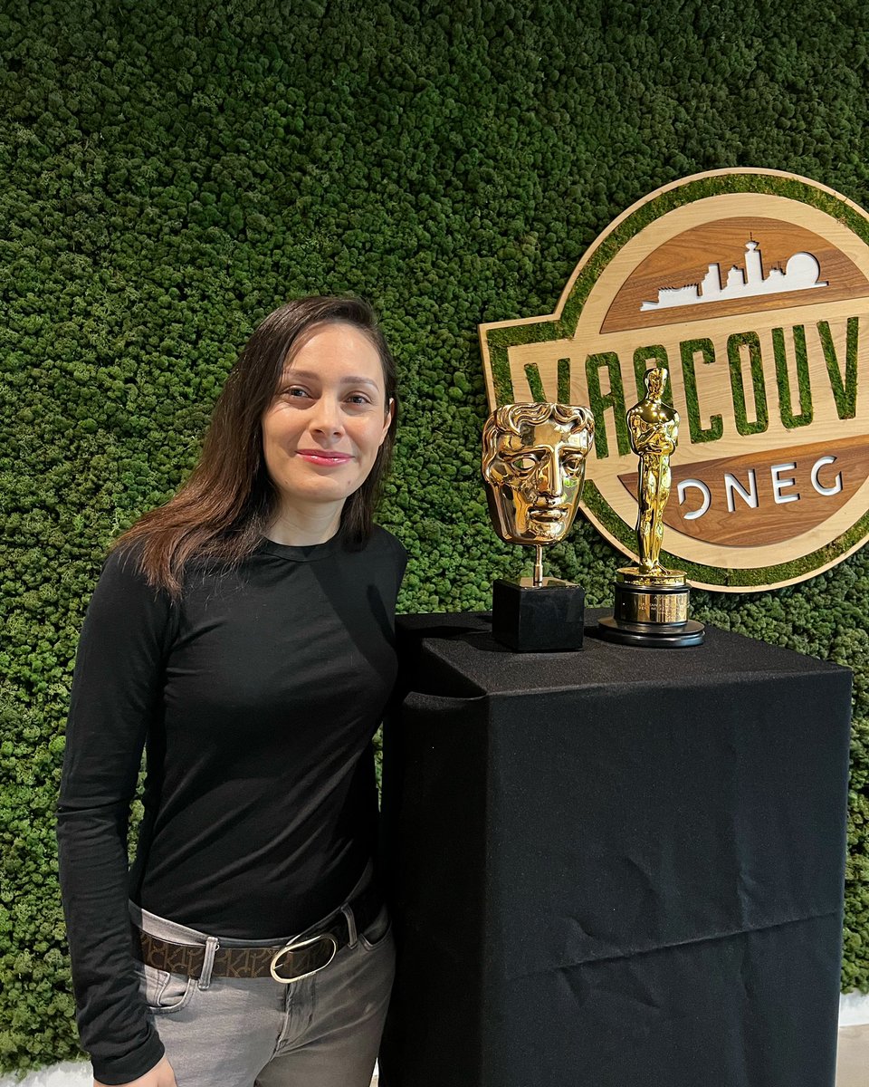 ivelangas tweet media