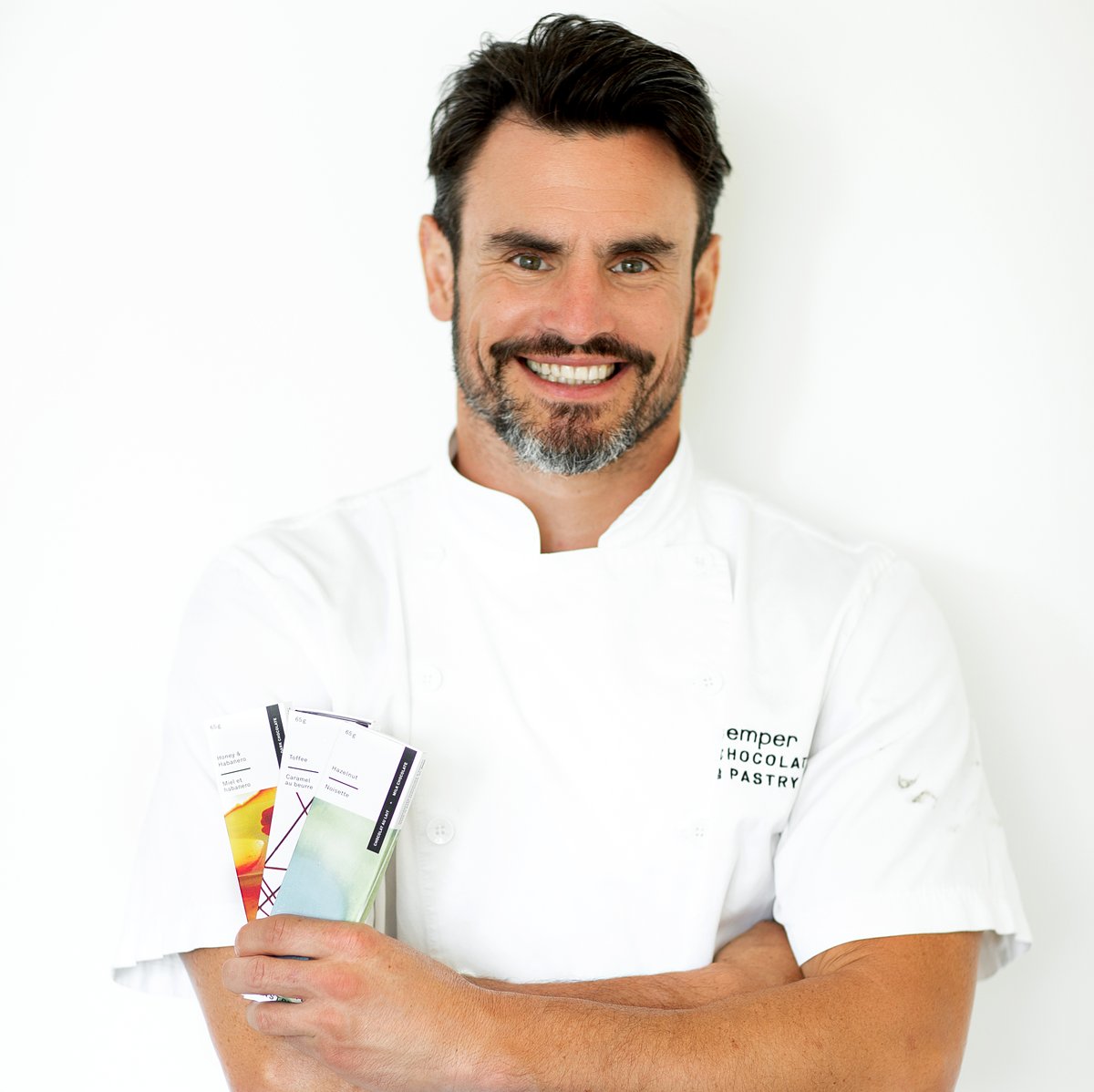 VacayCanada's tweet photo. NEW: "'#ProjectBakeover' Star Sweetens Up Canada", featuring West Van's @Temperpastry 

https://t.co/ieUxZ3COpg

#ChefsTalk @FoodNetworkCA https://t.co/E6eN9SQccv