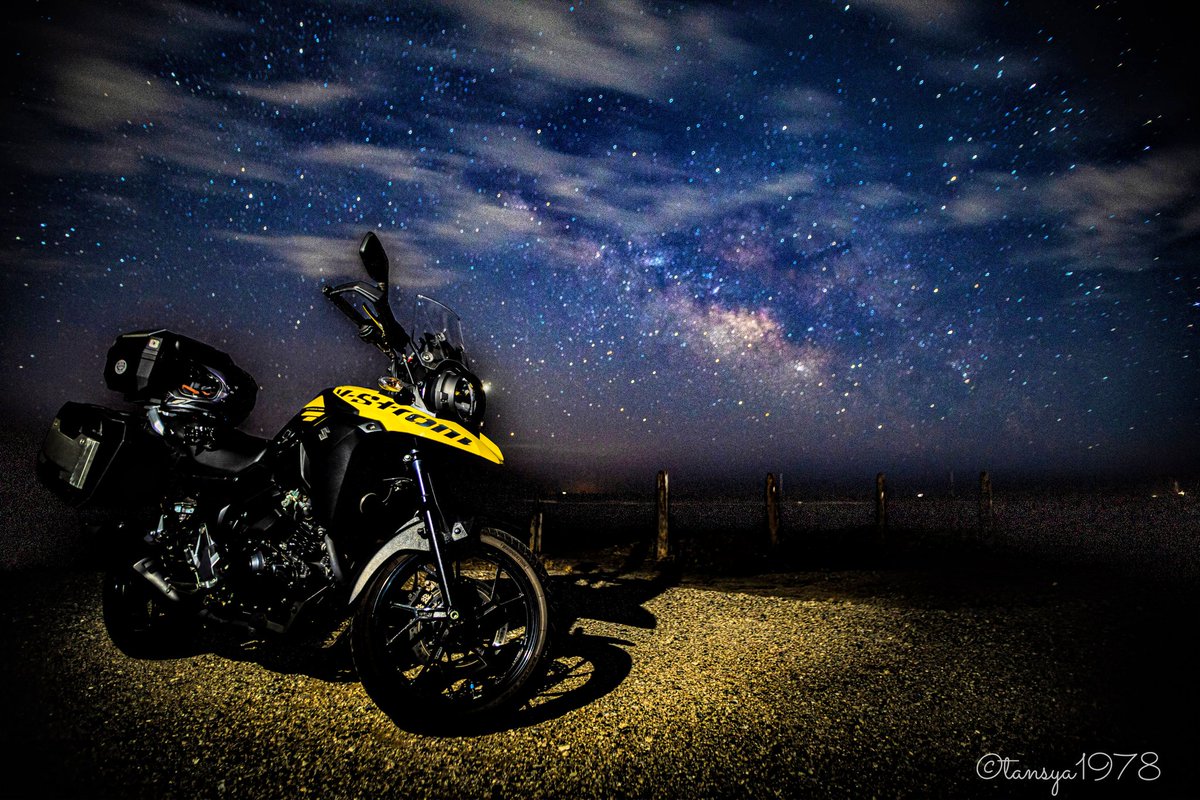 tansya1978's tweet photo. 名前　単写
年齢　43
住み　千葉
車種　Vstrom250
身長　178
性別　♂
単車乗りで写真を撮る人
バイクにカメラとテント積んでふらふらと
千葉の風景とバイクが大好物
撮影依頼歓迎
my tag #単車乗りで写真を撮る人
#バイク好きと繋がりたい 
#バイク乗りと繋がりたい https://t.co/dxtJV6zq5l