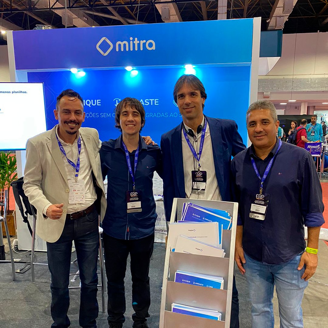 NeppoTI's tweet photo. Estamos no ERP Summit, no stand com a Sankhya Gestão de Negócios. Hoje o dia foi movimentado, com nosso CEO, Rafael Gouvea, e o Emerson Almeida, da equipe comercial, recebendo pessoas para conhecer nossas plataformas Neppo Omnichannel e Neppo Inteligência Artificial! https://t.co/LIGtKriavV