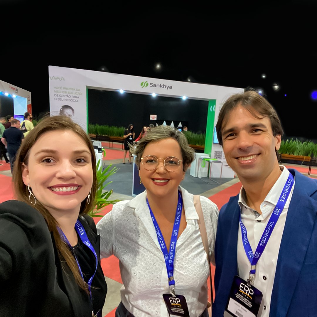 NeppoTI's tweet photo. Estamos no ERP Summit, no stand com a Sankhya Gestão de Negócios. Hoje o dia foi movimentado, com nosso CEO, Rafael Gouvea, e o Emerson Almeida, da equipe comercial, recebendo pessoas para conhecer nossas plataformas Neppo Omnichannel e Neppo Inteligência Artificial! https://t.co/LIGtKriavV