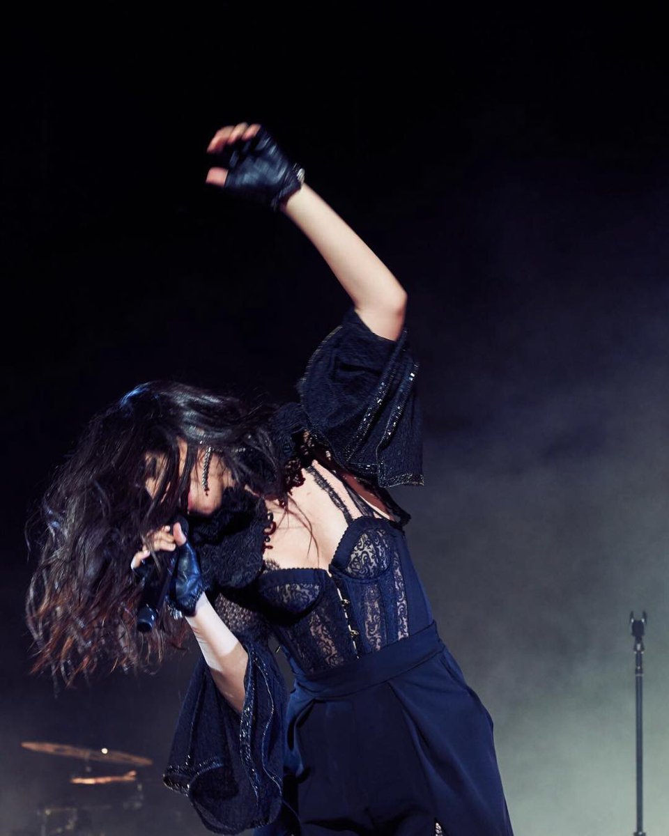 smthrowbacks's tweet photo. #NeverBeTheSameTour SEATTLE!!! ๐๐ฎ๐๐ฎ
@Camila_Cabello via Instagram 4 years ago today! https://t.co/psftd5ITjR