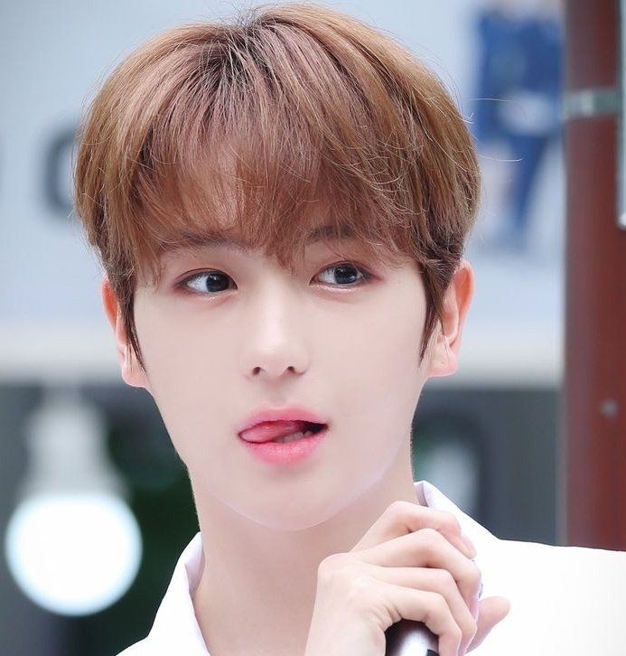 candyboyz_'s tweet photo. #hyunjae ㅠㅠ https://t.co/f6mdsbuLpo