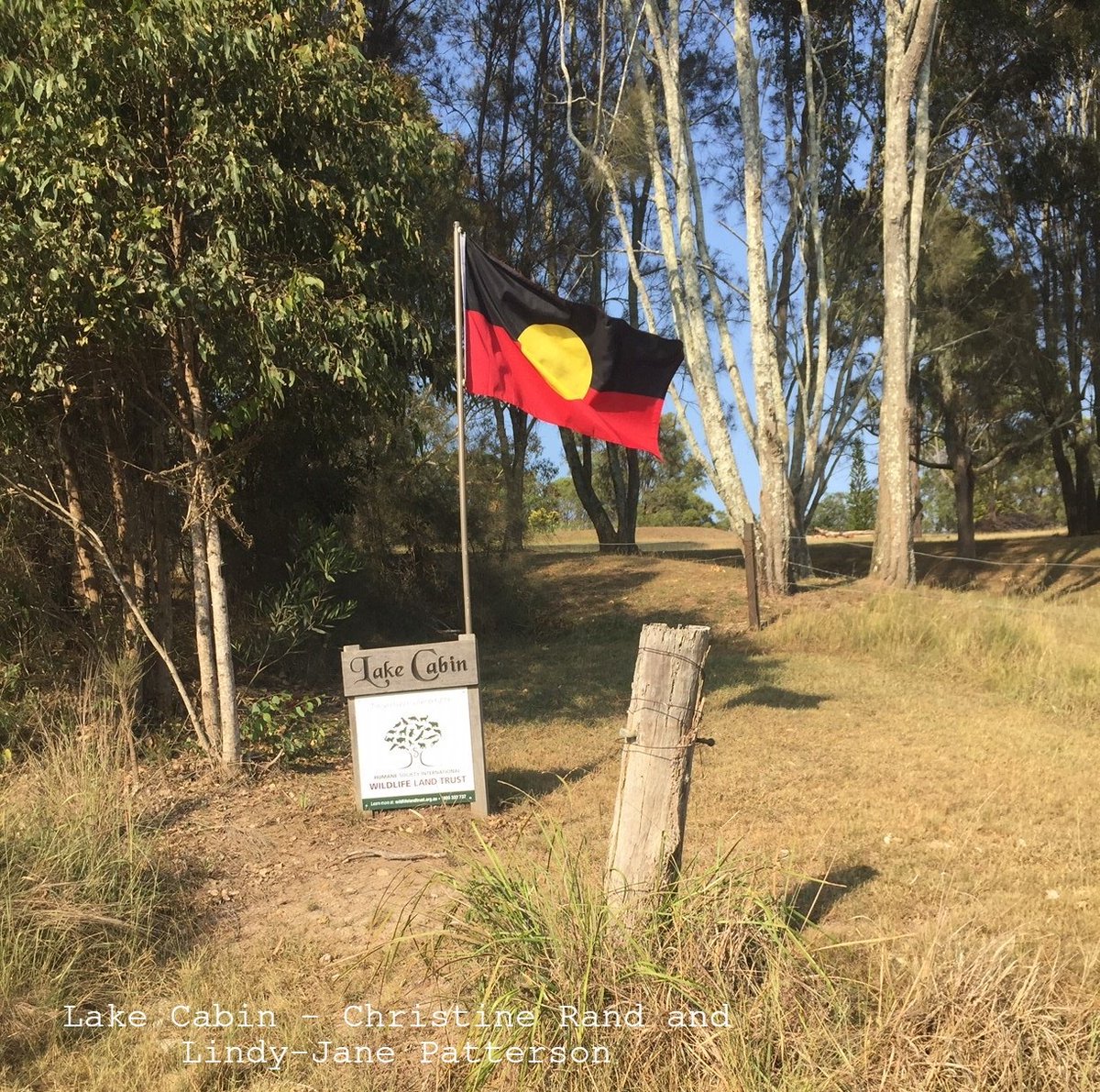 wlt_au's tweet photo. If you spot a Wildlife Land Trust sign on a property, you’re seeing a symbol of living in harmony with nature, respecting wildlife and supporting the habitats that sustain ecosystems in Australia! 

Join our ranks by signing up your land today: https://t.co/ELnqVg0rGX https://t.co/bR0cpwxMvz
