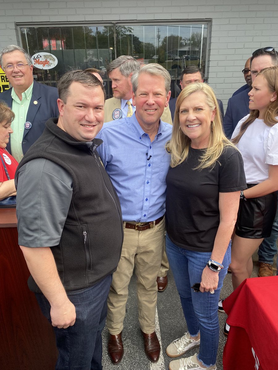 jasonanavitarte's tweet image. Constitutional Carry now Georgia law! Thank you citizens! Thank you @GovKemp for signing #SB319. Thank you to @GASenateGOP for your support the entire way, along with @macymcfall1 and the LG Office. 
#ConstitutionalCarry #SignSealedDelivered
#LetsMakeHistory  #gapol