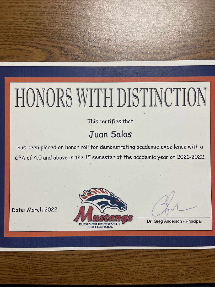 Juansalasjr4's tweet image. Its just what I do 🎓