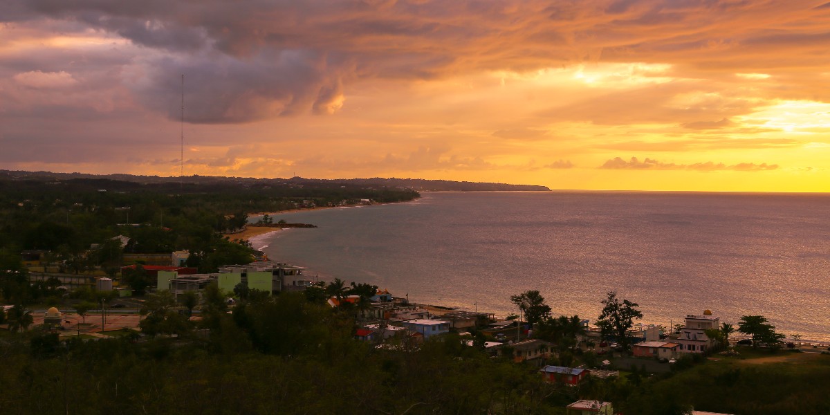 discover_PR's tweet photo. You can find beautiful “miradores” or lookout spots across our Island where you can witness some of the best mountain views 🇵🇷 has to offer. Check out these examples & let us know if you’ve ever been to one of them.✅ #ItsTimeToBook #DiscoverPuertoRico https://t.co/GaKqH0tihj https://t.co/E6yLz5IE3c