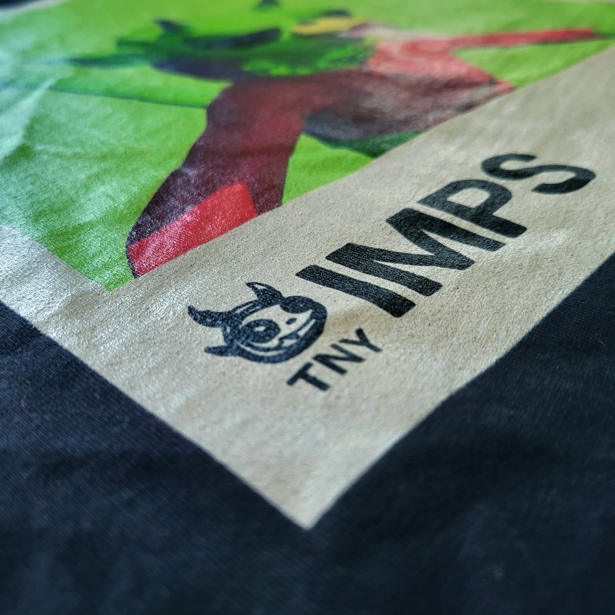 TNYIMPS's tweet photo. 😈📸 We're not sure how this imp got a camera and not sure how it learned to use it... but here we are.

⏰ The Imp SLFIE shirt is coming in our mid May drop.

#smallartist #creaturedesign #3d #artcommunity #design #designer #digitalart #fashion #illustration #fashion  #skatelife https://t.co/A85L9yfT1l