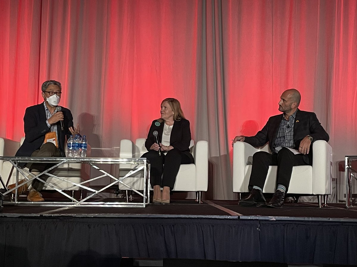 GinnaBaik's tweet photo. #OnAging2022 @ASAging Policy Townhall with @PeterKaldes @AARPFoundation @FrontPorchCS Davis Park talks about the three legged stool on adoption around equity for older adults crossing the #digitaldivide https://t.co/UtPibQTGqr