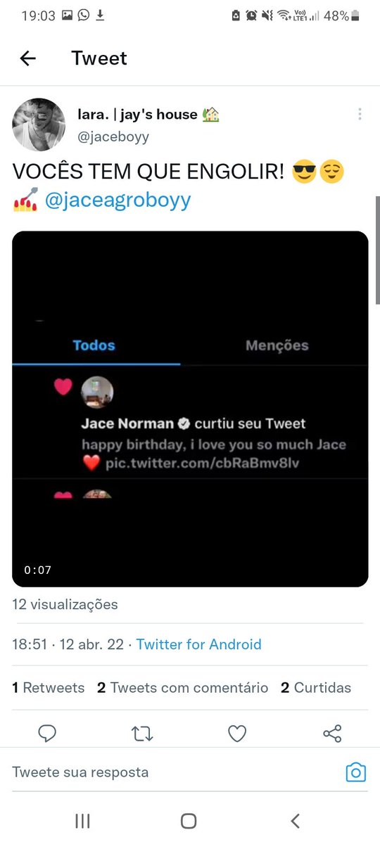 henhrt's tweet photo. ela se perdeu no personagem https://t.co/ilNpULmBkK