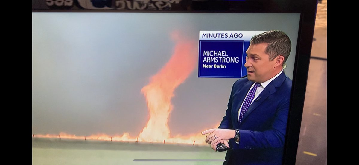 KOCOAbigail's tweet photo. OMG!!! Look at this fire-nado near Berlin, Oklahoma. @KOCOMichael captured this just a few minutes ago. https://t.co/jQqGnuORBs