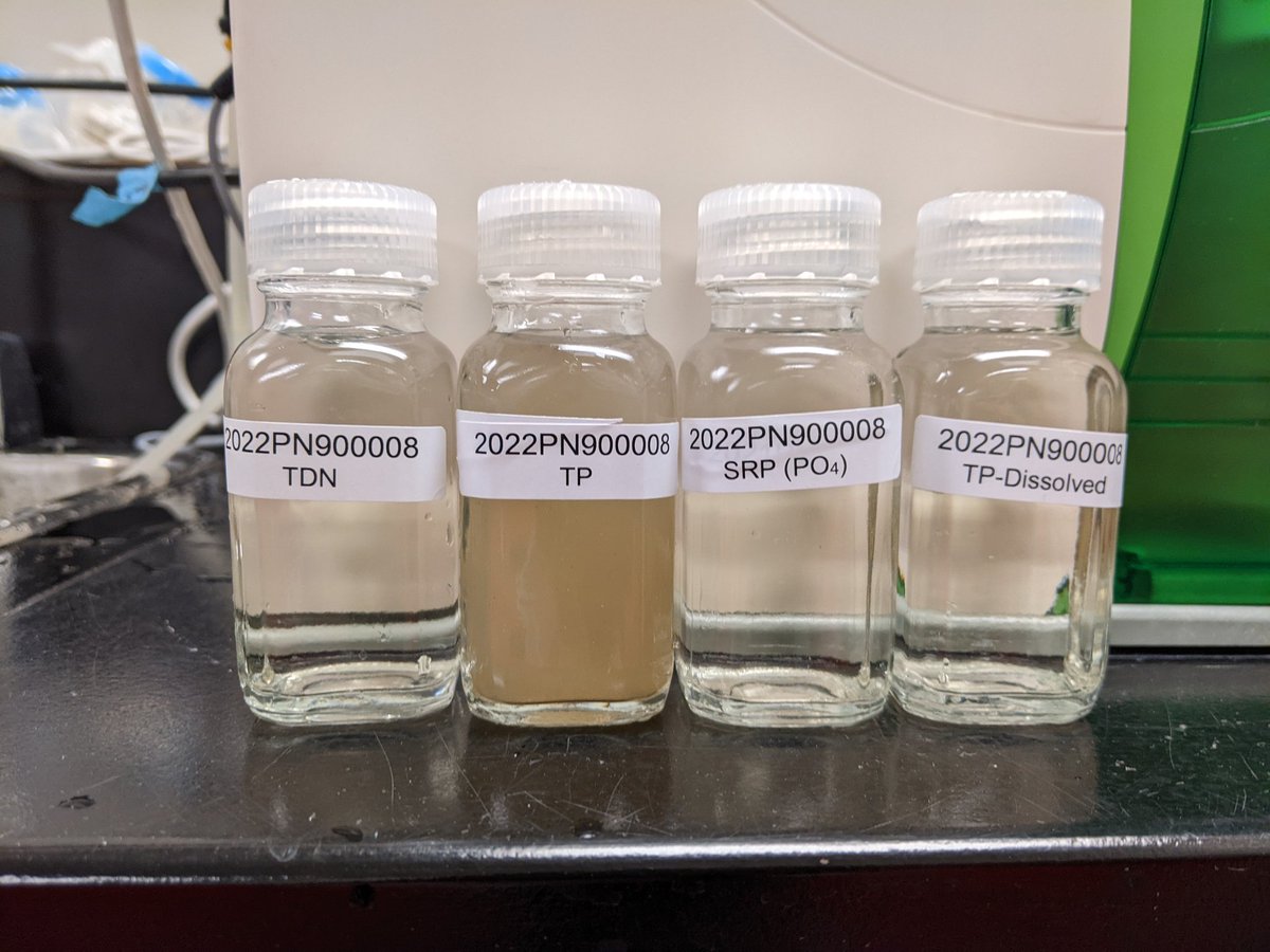 HudsonBayWQMS's tweet photo. The waters up, and so is the #Turbidity at our #PembinaRiver at Windygates site. Can you spot the unfiltered bottle? 🤔
🌷 #springfreshet https://t.co/2j3OawsN2F