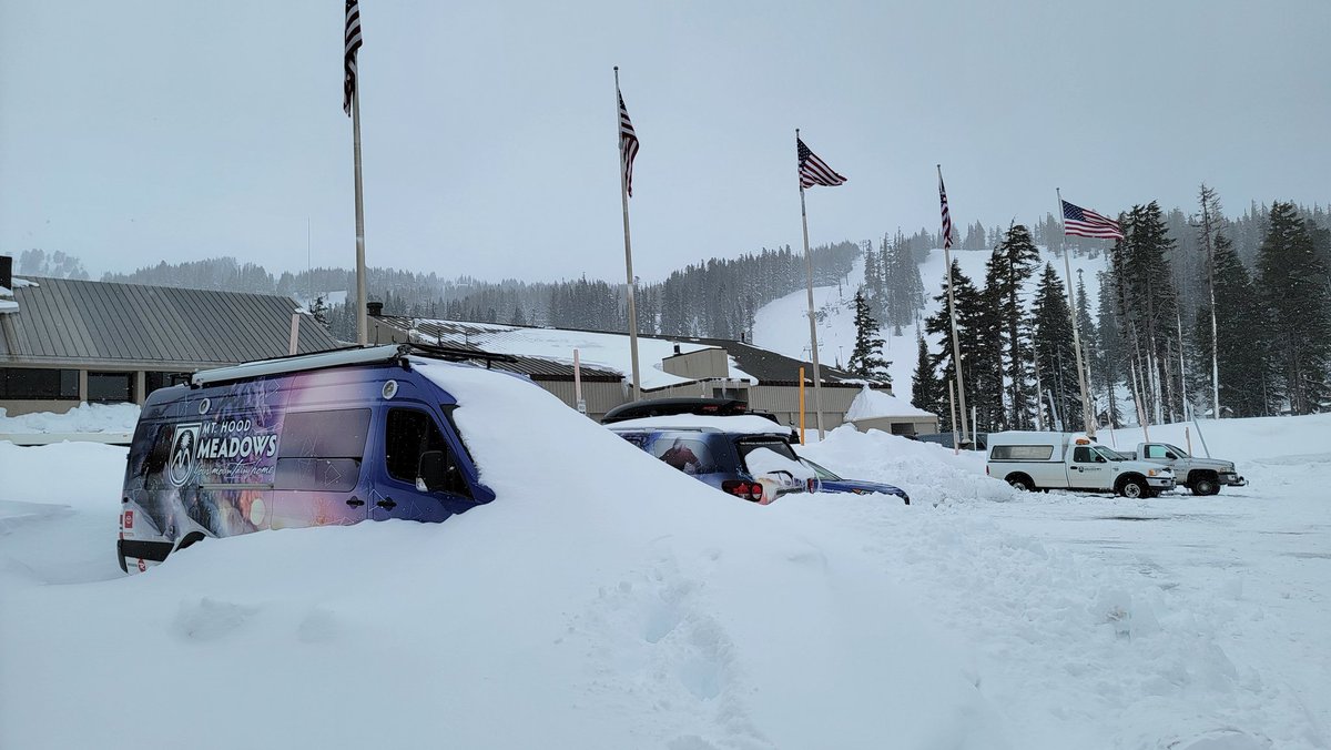 HoodMeadows's tweet photo. Yeah. 58 inches in 4 days. We would say 5 feet but don't want to exaggerate. April? https://t.co/JhH85mYSkB