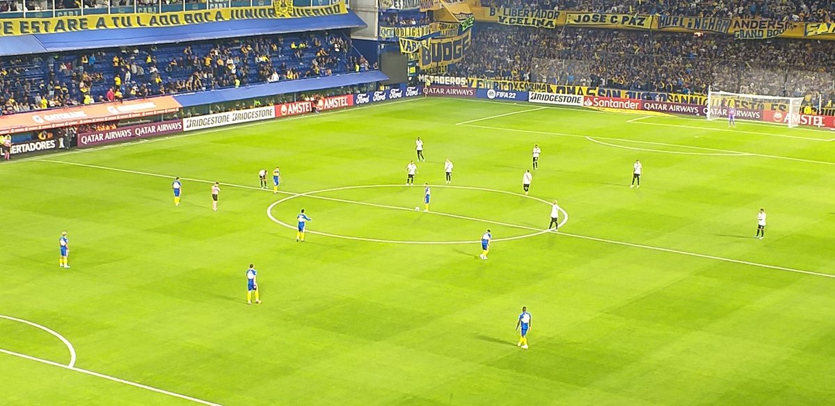 bocanet12's tweet photo. ⌚0'PT ¡ARRANCÓ EL PARTIDO! Y juegan #Boca y #AllwaysReady en la Bombonera. #VamosBoca 💙💛💙 https://t.co/XW350V5Pvm