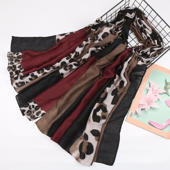 MichaelMullhol2's tweet photo. So good I had to share! Check out all the items I'm loving on @Poshmarkapp #poshmark #fashion #style #shopmycloset: https://t.co/wXKuVsmCfV https://t.co/f0bUyFxokd