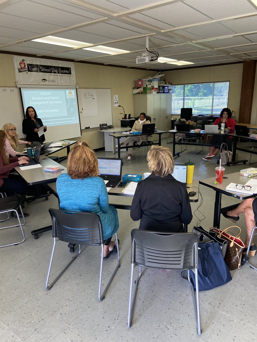 josephgalvarez's tweet photo. Excellent conversation with our principals and cabinet personnel, discussing parent engagement. #OakleyCommunity #educationalpartners #LidiaFernandez https://t.co/mp1No7o0Pg