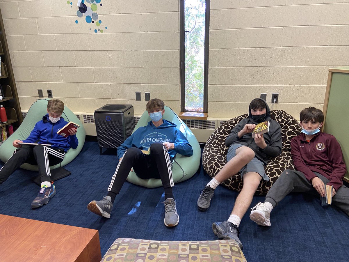 PennCharterLibs's tweet photo. 8th grade picking their free reading choices for English class. We love sharing titles and seeing what they choose. https://t.co/yLA3PY68BF