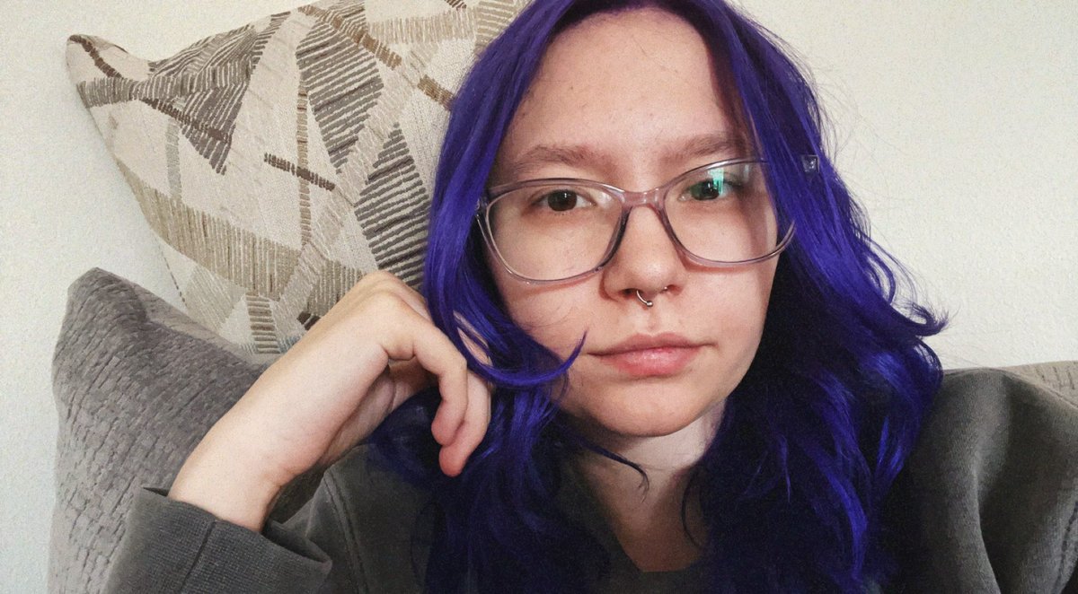 yrlocalcatmilf's tweet photo. feelin like myself again ✨ https://t.co/DYr89zcmMF