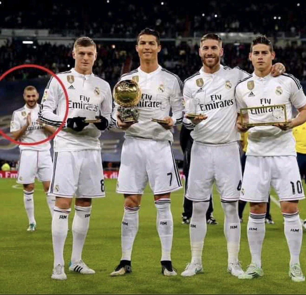 RamaniProperty's tweet photo. When the King was performing miracles Benzema was only applauding 👏wish others well, it’s gon be your turn soon enough 📌 https://t.co/Jnw2Owh5nN