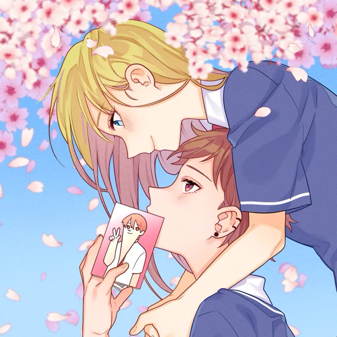 First time jumping into #PortfolioDay
Hello I'm Curry, started as an Illustrator, now turned comic artist. I draw mainly GL inspired works 👩‍❤️‍💋‍👩
Currently working on a (GL)comic named "Not So Shoujo Love Story" on webtoons which you can read the first season for free! 