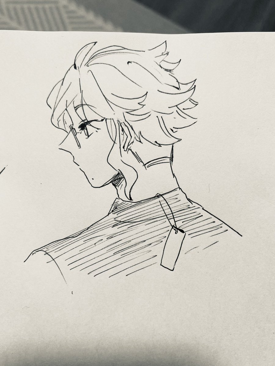 朝の一発描き
たまにタグついてる(シンプルだけど高い) 