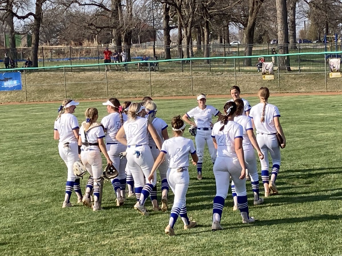 Topeka High’s 31-game win streak is over, wow. <a href="/emmersoncope/">Emmerson Cope</a> pitched a 7 inning shutout and <a href="/campbellbagshaw/">Campbell Bagshaw</a> base running in the first inning was the only run on the board. Jaws are dropped, folks!