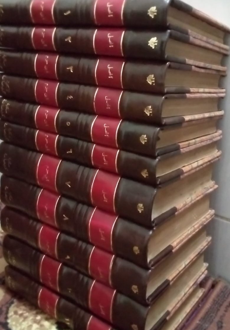 بائع الكتب النادرة ( أحمد عز ) tweet media