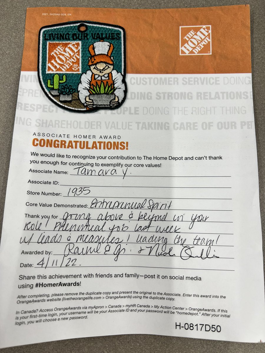 It felt so amazing to be acknowledged by my great supportive management team @SASM1935 <a href="/javorski_rachel/">Rachel Javorski</a> 🧡

Thank you so much!
<a href="/1935The/">ChiRidge1935</a>