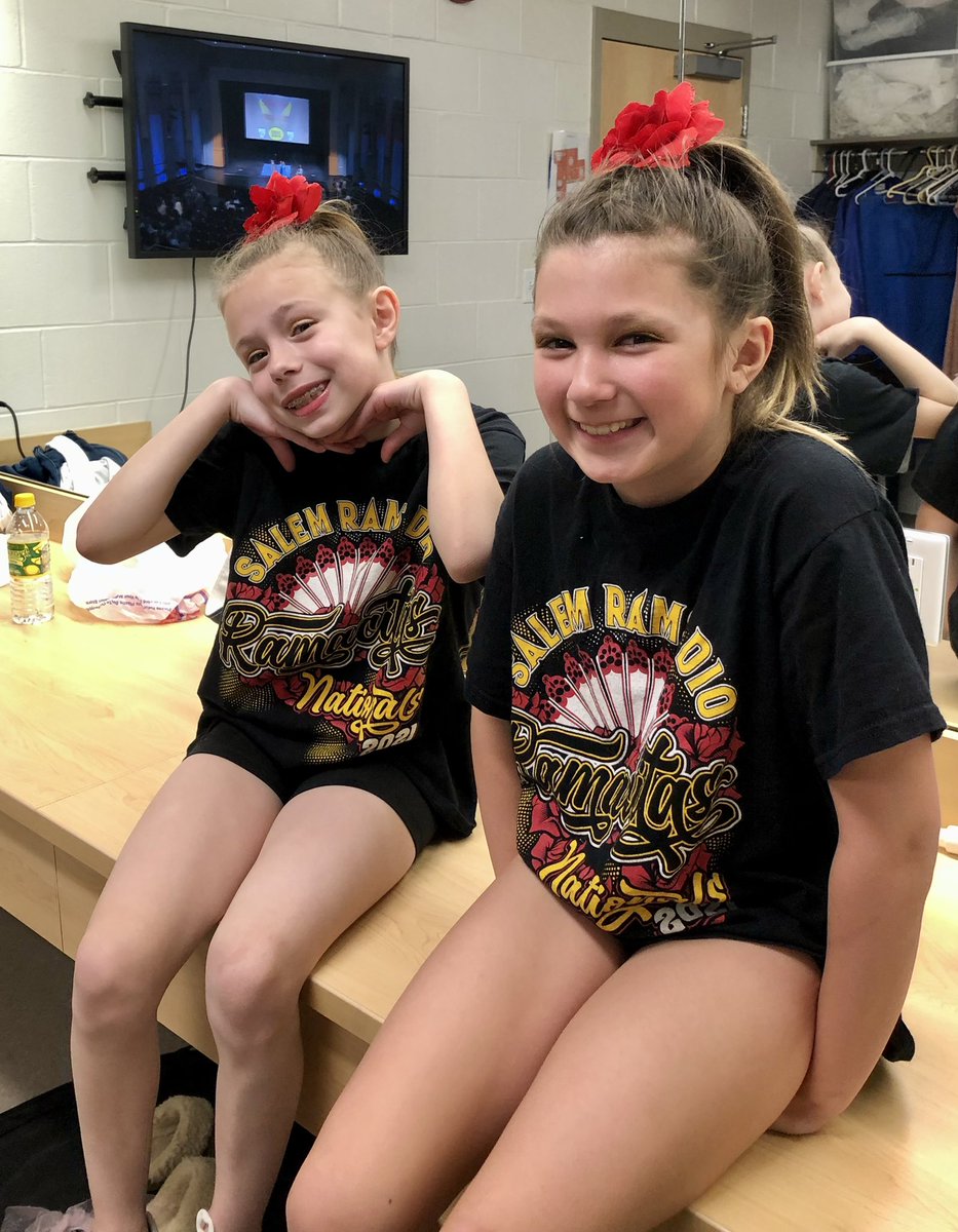 Rose4Readers's tweet photo. ✨ Excitement is through the roof as these talented performers wait to hit the stage for @FiskSchool’s Got Talent 2022! ✨ https://t.co/4PADZuaccS