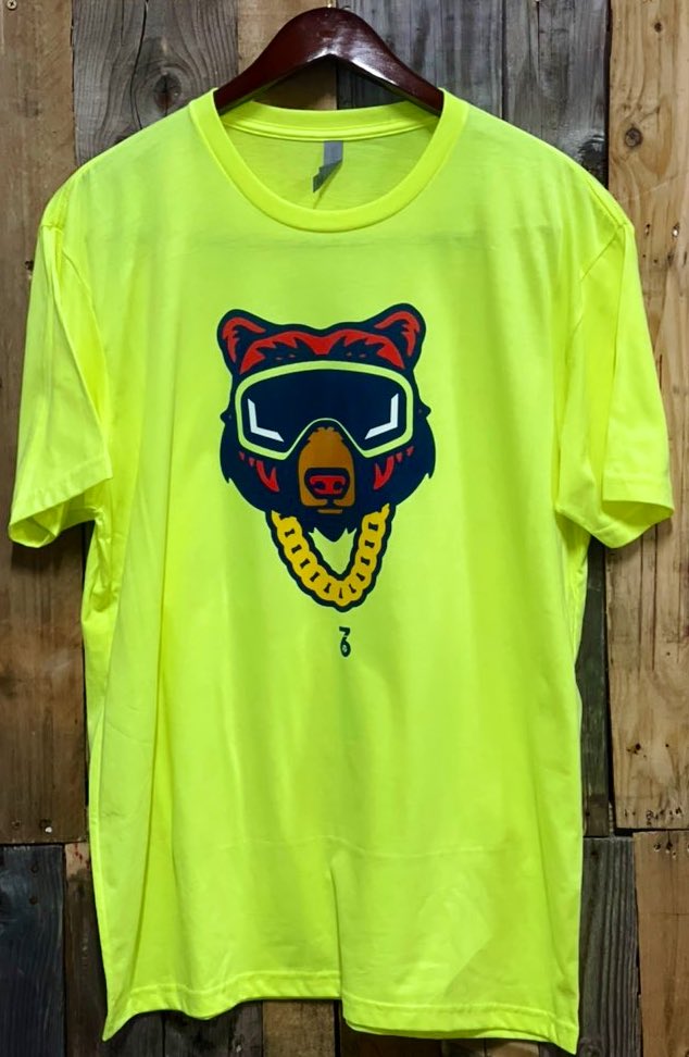 SevenSixApparel's tweet photo. 🐻GIVEAWAY TIME🐻

🔄Retweet &amp; Like 
for your chance to win!❤️

📈If this gets 500 RTs we will put this back on the website. https://t.co/tTiouVnlZA