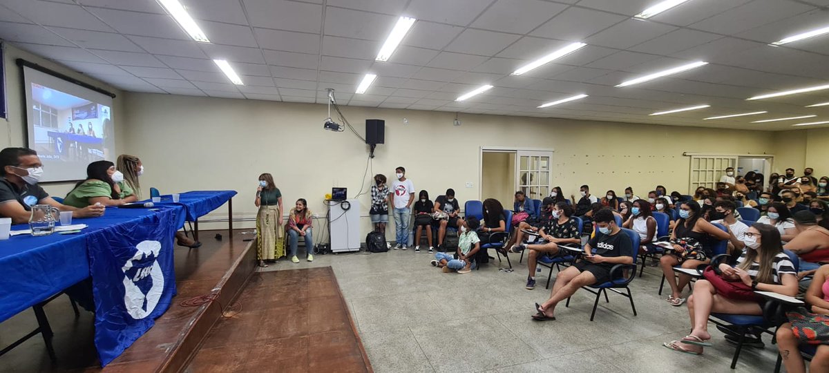 zemariarj's tweet photo. Foi uma grande satisfação ter participado do debate sobre a conjuntura política do país, na UFF de Campos, a convite do DCE. Junto de Dani Balbi e Ana Tereza tivemos uma noite agradável e inspiradora.

#ZeMariaRJ #ZePeloRio #UFFCampos https://t.co/35P0ulPs2j
