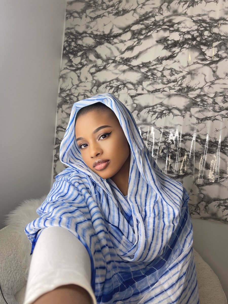 The flag vs                   the face