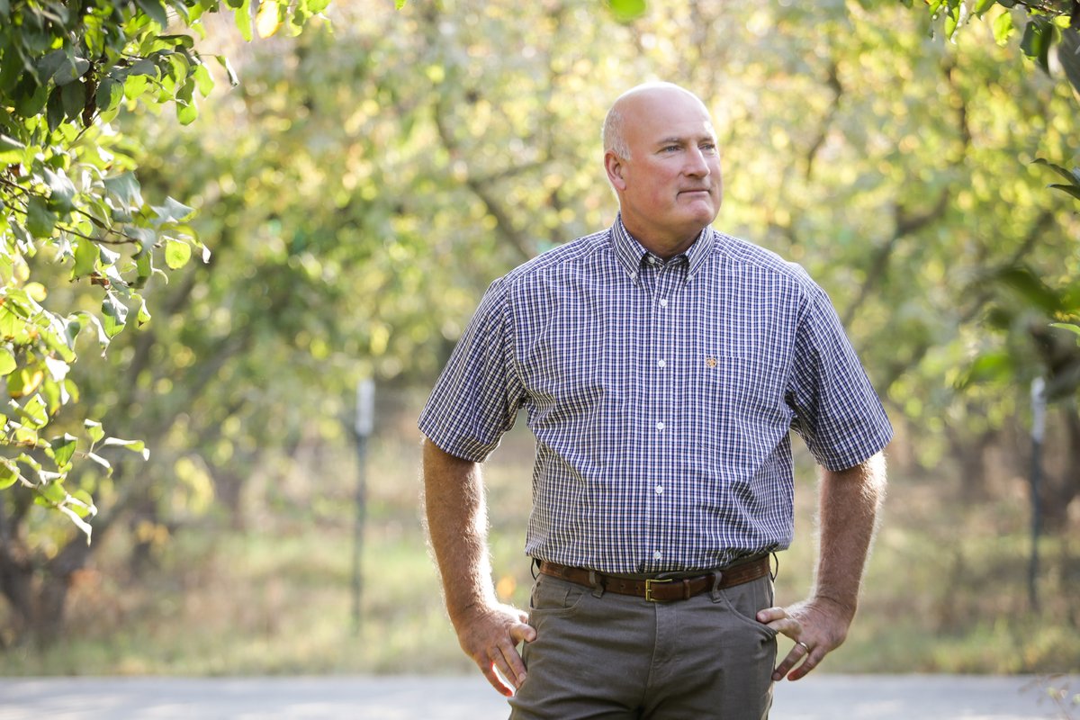 YosemiteClean's tweet photo. "Everyone thinks waste wood is a liability, it has no value, but it's actuality the new mineral right of the future.”
—Robert Jackson, VP Business Development 

#stumptopump #greenhydrogen #biofuels #cleanenergy #zeroemission #farming #forestmanagement #sustainability https://t.co/YADnGhJb4y