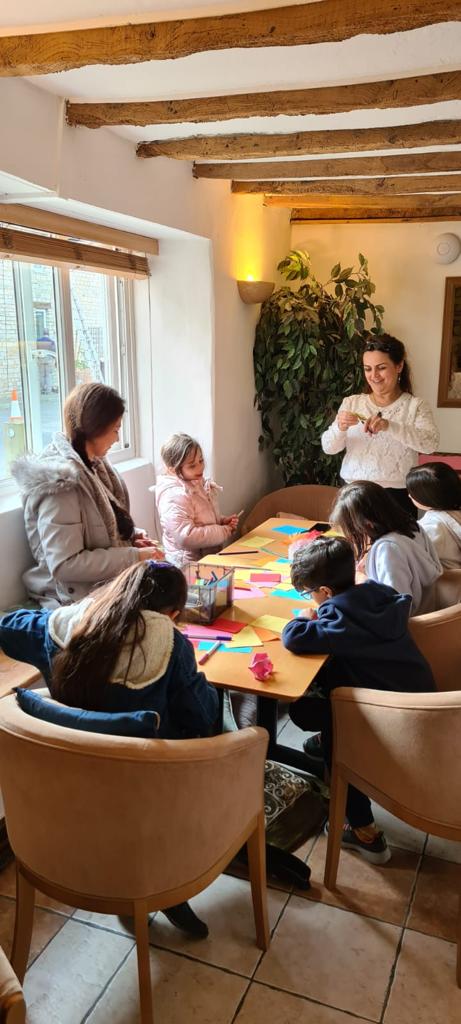 GLOBAL CONFERENCES- Day 4 | Weekend 1:  London Persian-Speaking Gathering

London Farsi-speaking friends gathered for a final day, filled with the arts- a first group in a series (2/2)

Poster art translation: "Plant naught but the rose of love" 

bit.ly/3KFqdPt