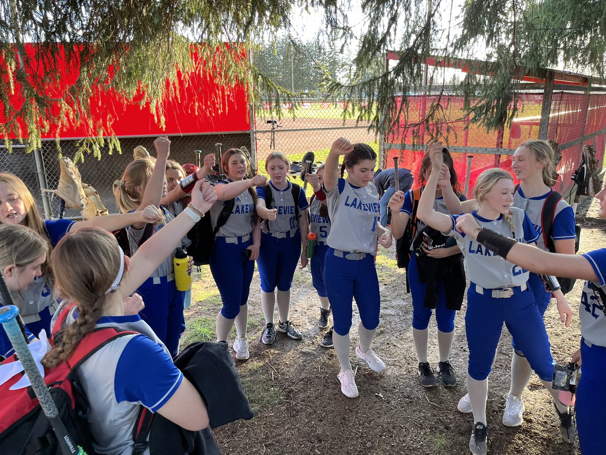 Lakeview Bulldogs Softball tweet media