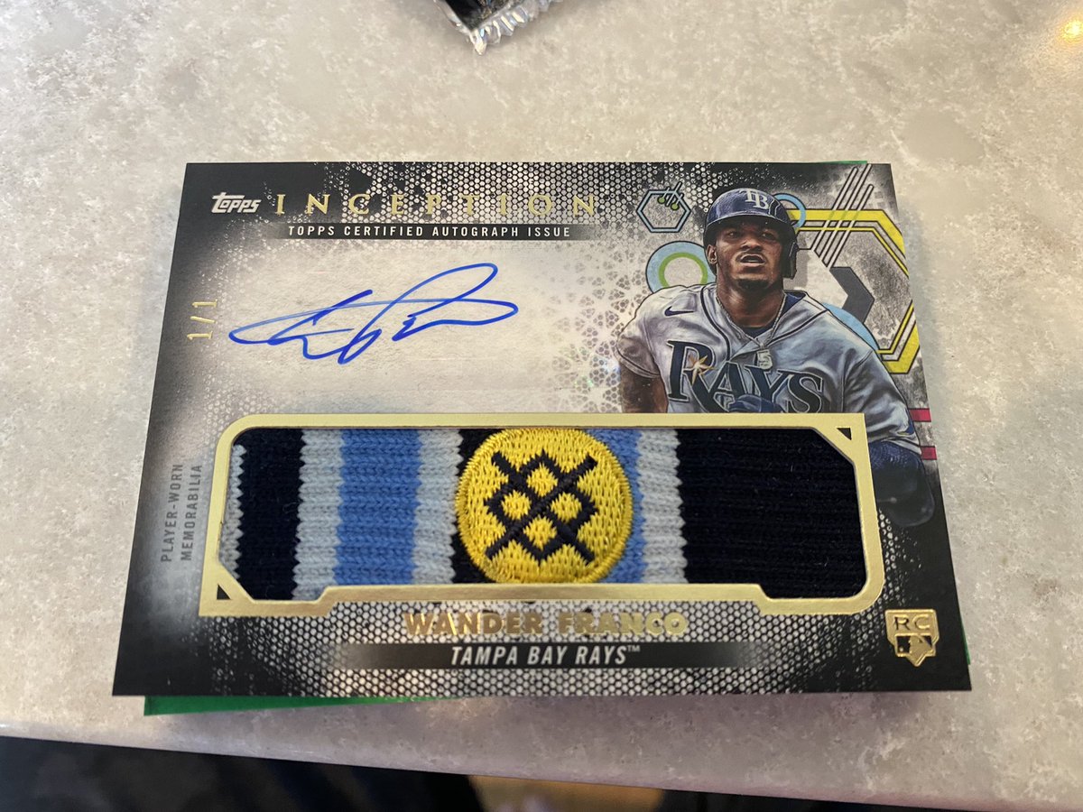 werd678's tweet photo. #fakenews #fakecard

RT @justin_2219: One @Topps Inception box, one 1 of 1 Wander Franco ⚾️ 💥 🤯 https://t.co/k9sOD8FRAK