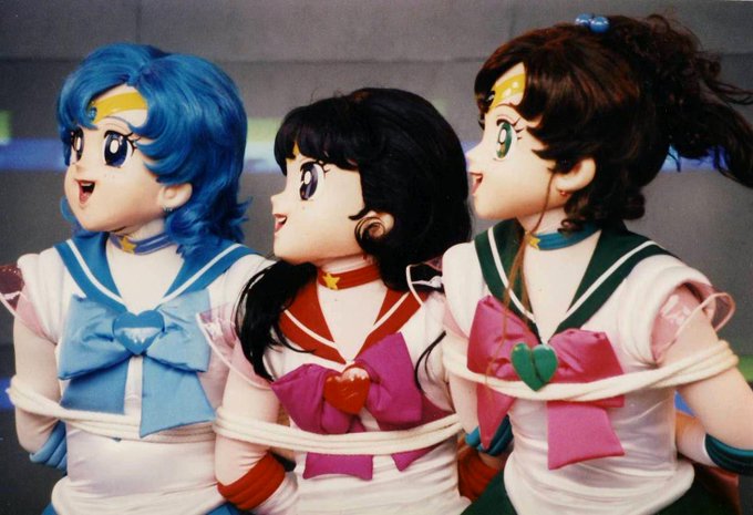 تويتر ティセラ على تويتر セーラームーン放送当時に使われたキャラクターショーの着ぐるみ いくらなんでも怖すぎる T Co 5rto8lnb6s