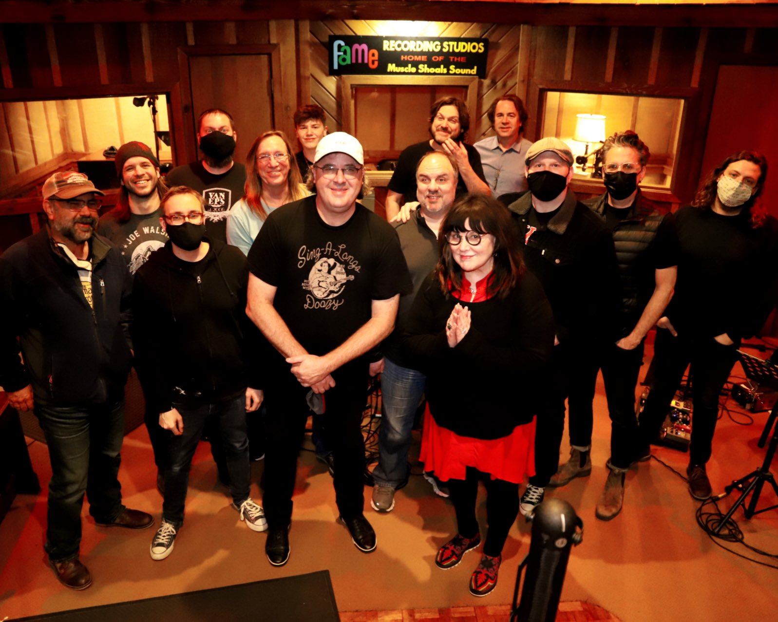 \"Happy birthday Vince Gill!
I\m glad you were born.\"
-Ann by Criss Cain 