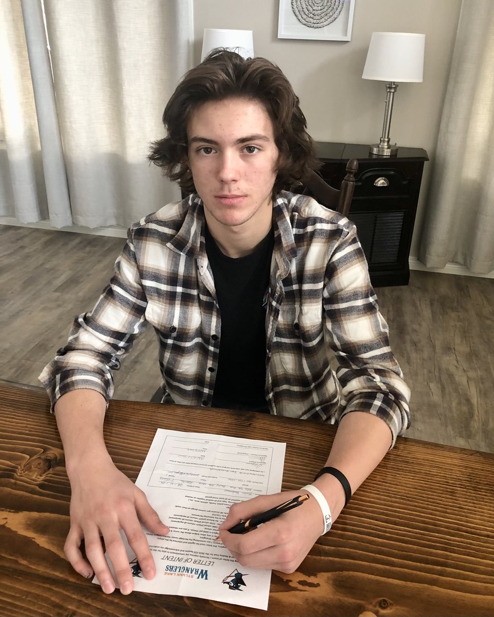 WranglersHockey's tweet photo. SIGNING ALERT!
The @WranglersHockey are proud to announce the addition of 18 year-old defenseman Justin Vandermeer to the 2022/23 squad.  Justin played last season for the @MidgetTigers where he helped capture a North Division banner.  #letswrangle https://t.co/0f9sDEZzNo