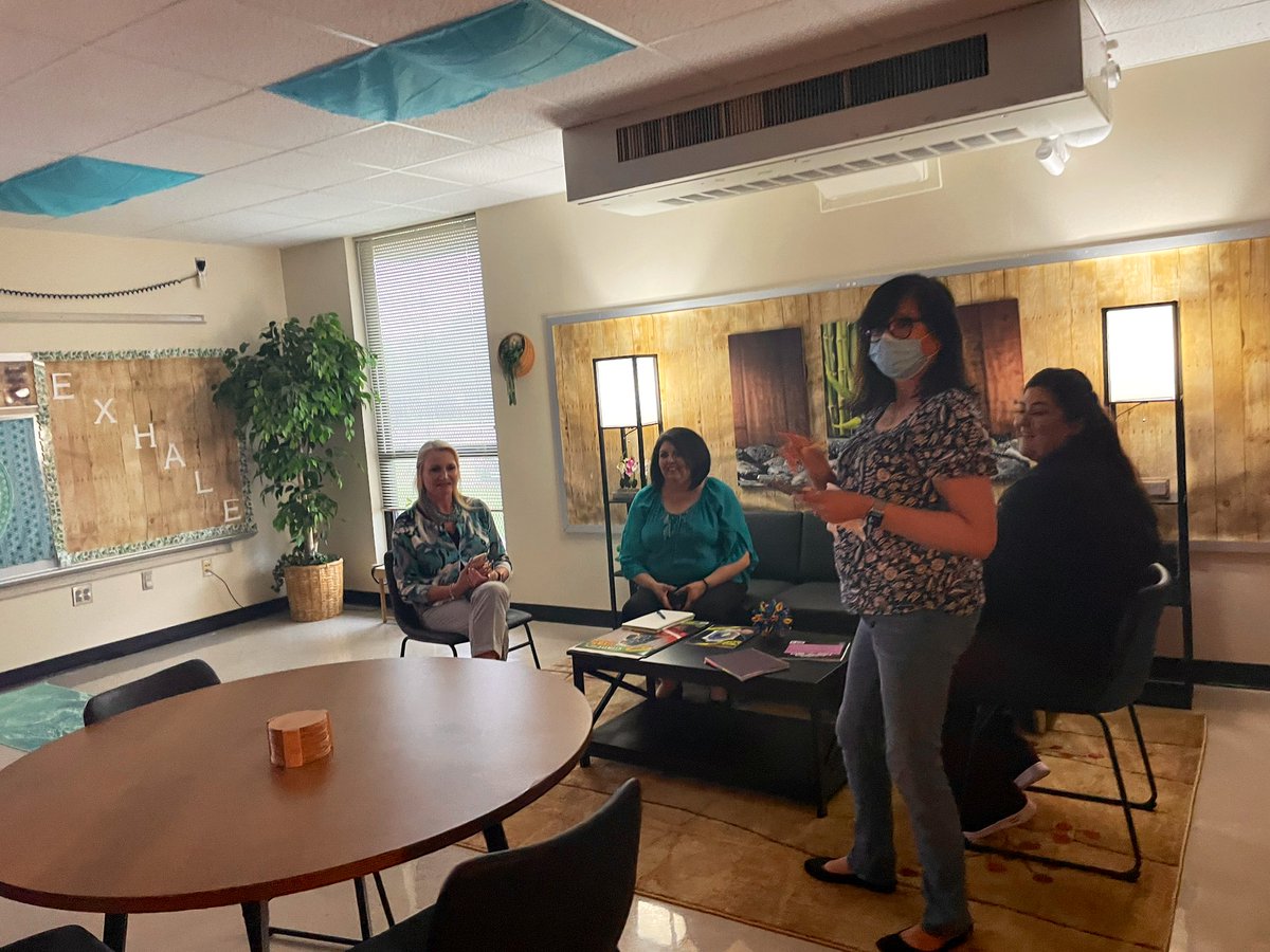 WorshamES_AISD's tweet image. Thank you, @gracie_guerrero, for coming to observe our instructional practices. It&apos;s always great to have a new thought partner! 🫶🏻 #WeAreACE #ACELevelUp #WildcatPride #AldineForward #GameOn 🦅•🦚•🦁•🐘